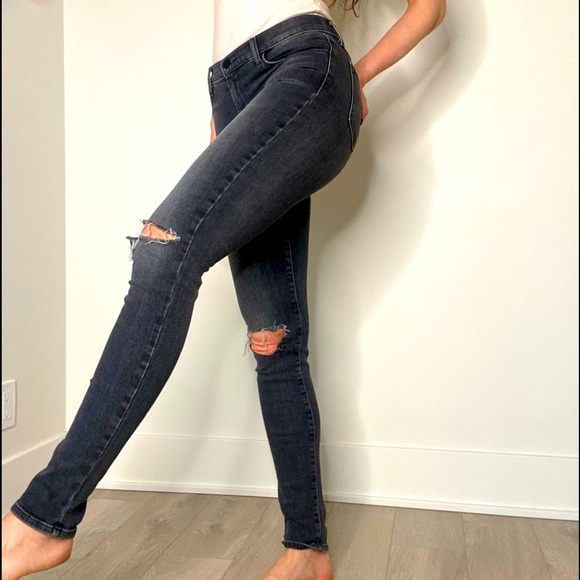 Grunge distressed JBrand super skinny mid-high waisted charcoal black jean - Picture 7 of 14